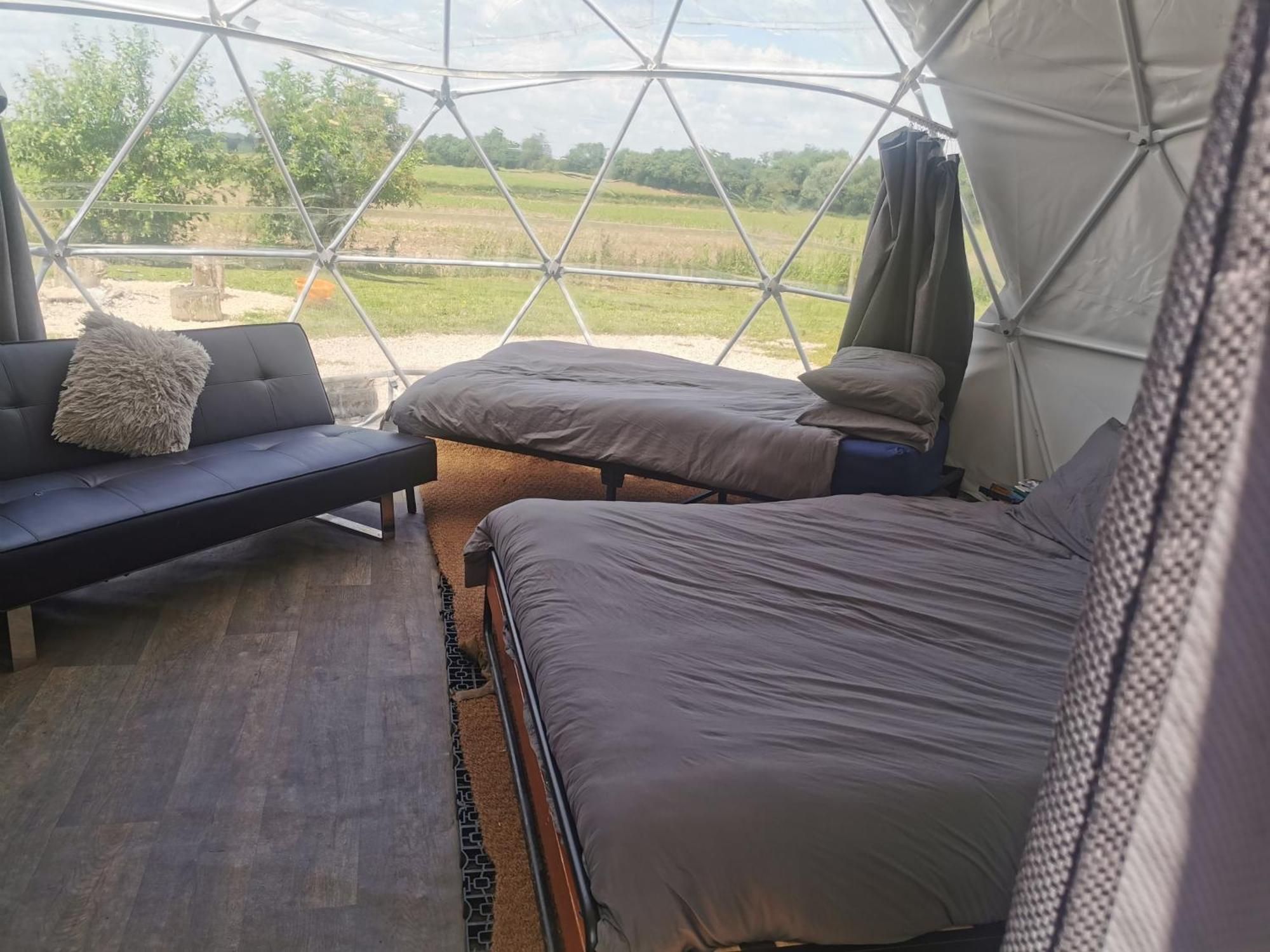 דירות Secret Heated Dome Lincoln Firepit Projector חדר תמונה